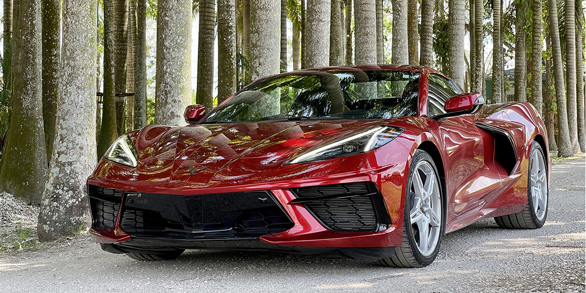 2021 Chevrolet Corvette 2LT Convertible_01