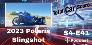In this episode we are in Huntington Beach, California, not for surfing, but to learn about all the updates of the 2023 Polaris Slingshot lineup, the three-wheeled vehicle which debuted as a motorcycle in 2015 and now you can enjoy driving with your regular driver's license in 49 of the 50 states.